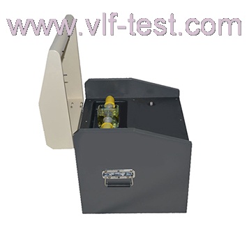 Oil breakdown voltage (BDV) tester